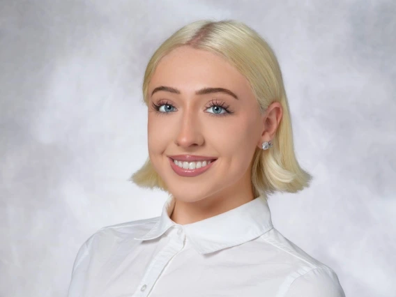 Headshot of Annabelle Roldan