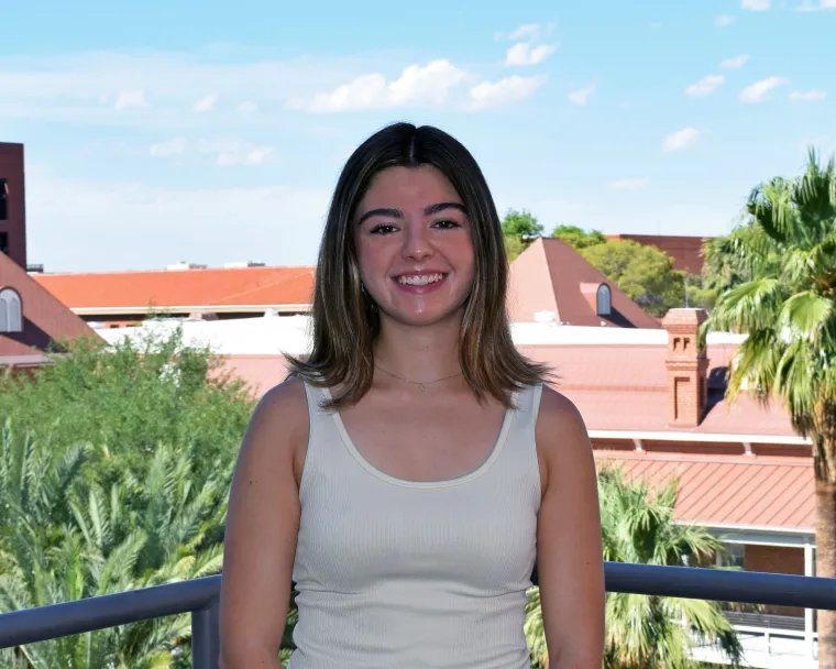 Headshot of Lucia Muñoz